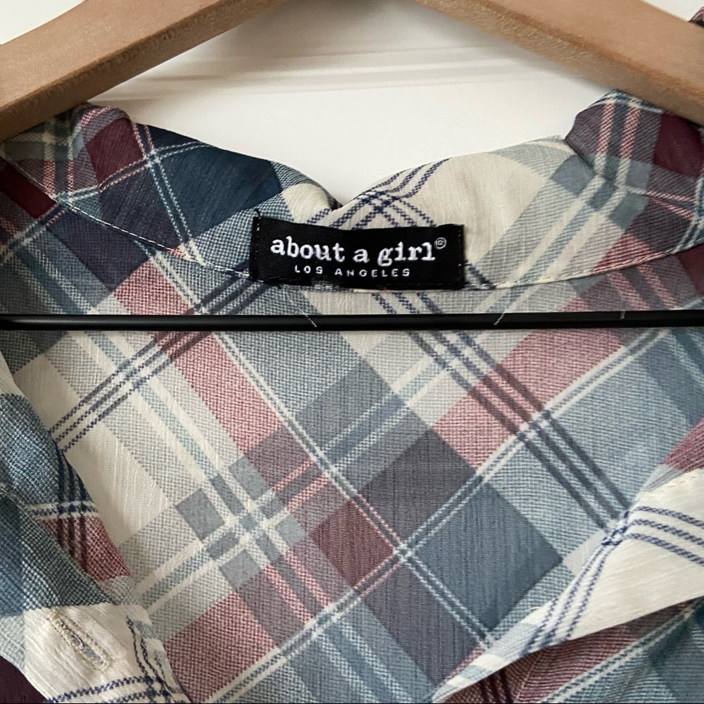 Button Down Top - Picture 3 of 6